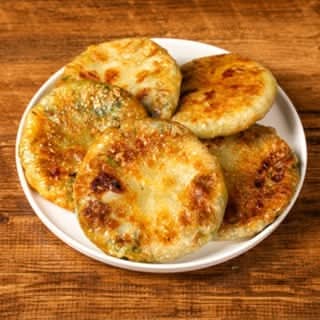 Zucchini Egg Shrimp Shell Pie (2 Pcs) 西葫芦馅饼(2pc)(西葫芦、鸡蛋、虾皮)